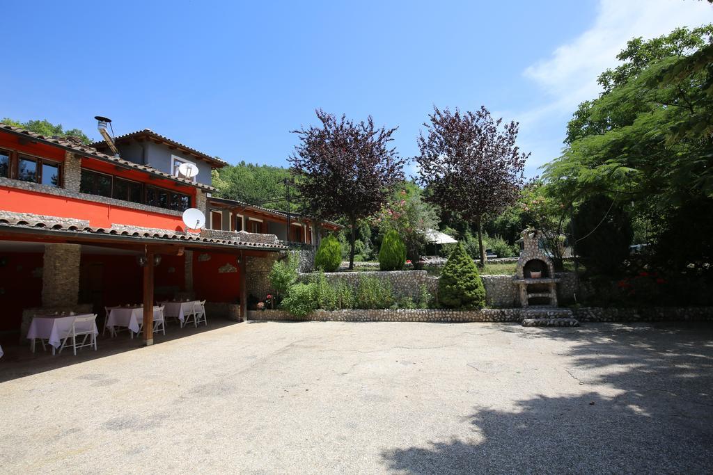 La Mela Rossa Villa Терни Екстериор снимка