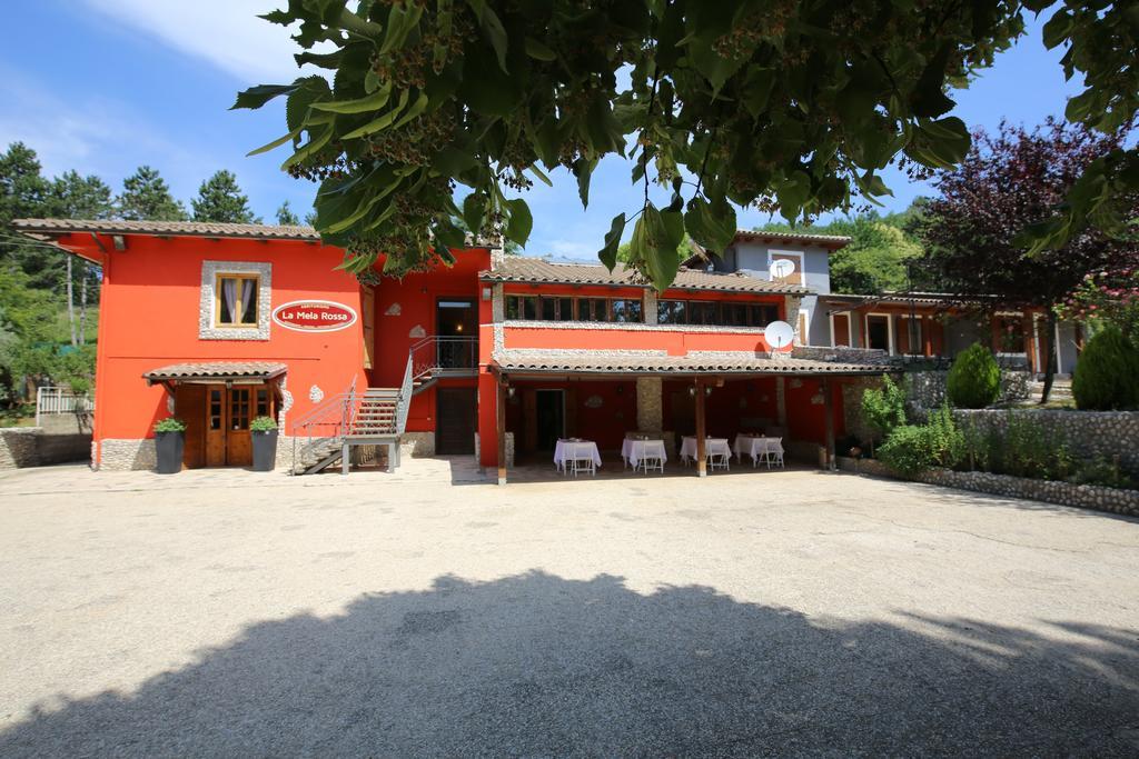 La Mela Rossa Villa Терни Екстериор снимка